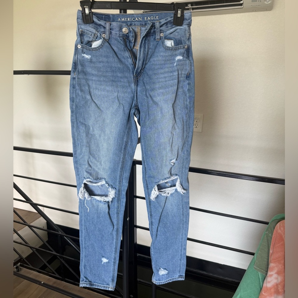 American Eagle Mom Jeans